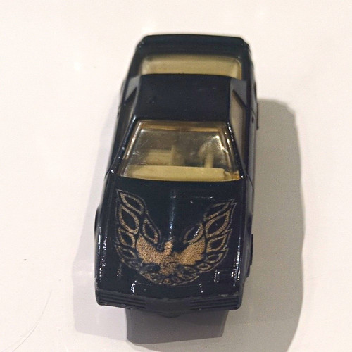 Corgi classics pontiac - classics,
