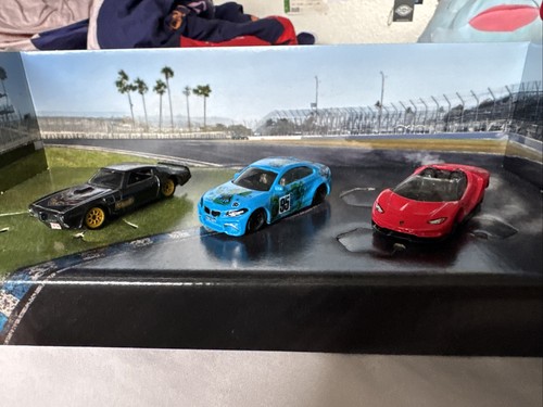 Hot wheels custom bundle - bundle, bmw