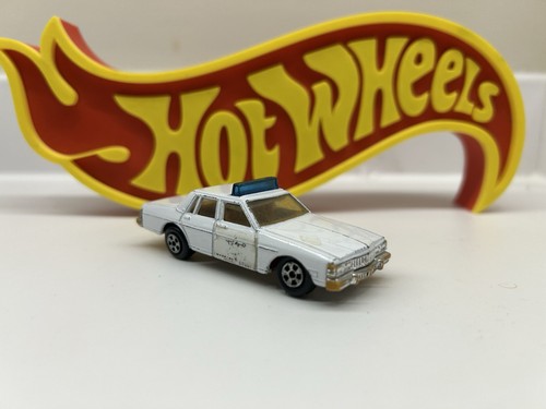 Ertl pontiac bonneville - bonneville, smokey