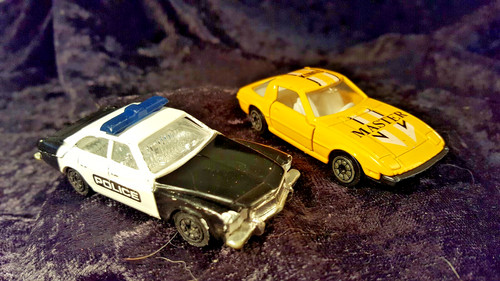 Corgi chase cars bunick regal - cars,